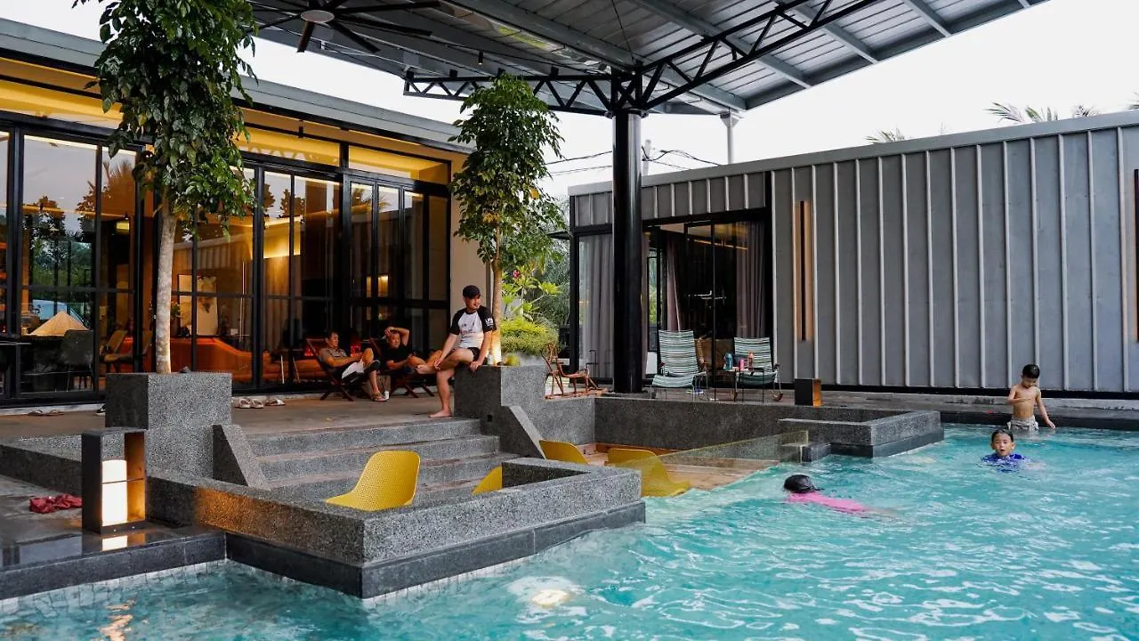 Вилла Yi Luxury Villa, Букит-Мертаджам