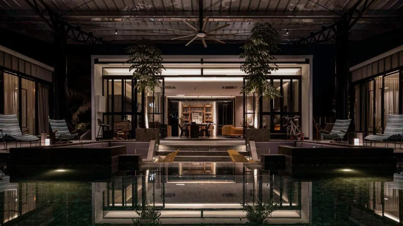 Yi Luxury Villa, Bukit Mertajam